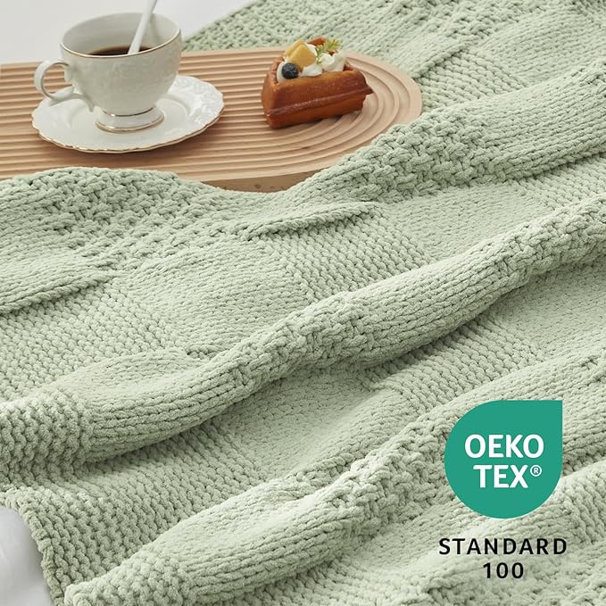 Amélie Home Knit Throw Blanket, Soft Chenille Cozy Breathable Checkered Chunky Decorative Blanket for Couch, Bed & Sofa, French-Inspired Lightweight Warm Gift for Women, Sage Green, 60"x80"