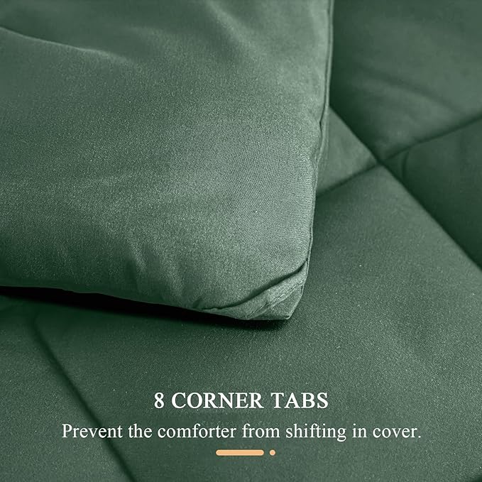 132x120 Alaskan King Comforter, Extra Large King Size Comforter Oversized, All Season Soft Lightweight Quilt Down Alternative Duvet Insert with 8 Corner Tabs(120x132, Emerald Green)