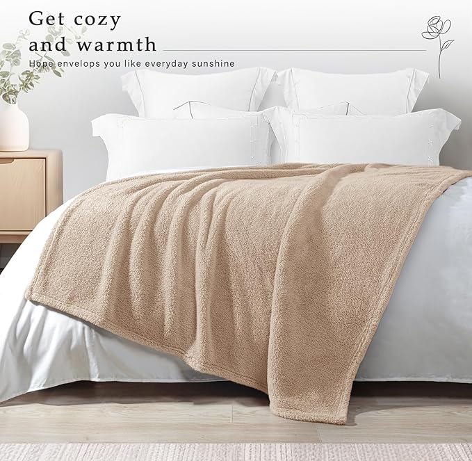 Exclusivo Mezcla Soft Fleece Throw Blanket for Couch, Super Soft Velvet Plush Fleece Blankets, Fuzzy Cozy and Warm for Winter, 50x60 Inches, Camel