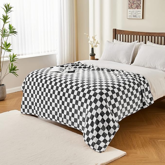 Edenleaf Checkered Blanket Flannel Throw Blankets Soft Cozy Checkered Grid Print Chessboard Gingham Pattern Throws for Bed Sofa Couch for All Seasons, 50x60 Inch, Black
