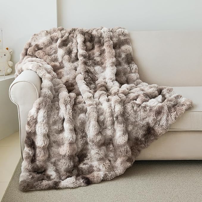 Faux Rabbit Fur Throw Blanket for Couch, Fluffy Warm Plush Thick Bubble Blanket for Bed Sofa Living Room, Soft Cozy Furry Blanket, 50x60 inches, Tie-dye Brown