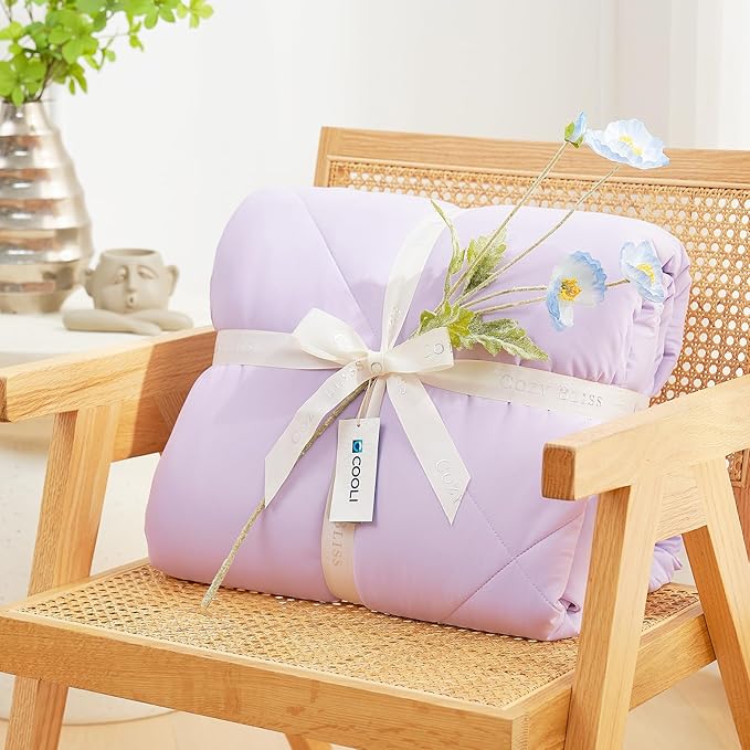 Cozy Bliss Cooling Comforter King Size, Cooling Blankets for Hot Sleepers and Night Sweats, Purple Summer Comforter for King Size Bed, Breathable Soft Lightweight Silk Smooth