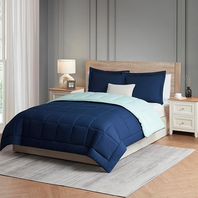 Nestl Oversized King Comforter Set, Quilted Down Alternative, All Season, Blue/Light Blue, 3 Piece (1 x Quilt, 2 Pillow Shams), Classic Style
