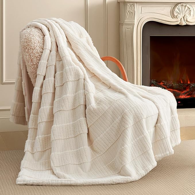 Amélie Home Luxury Striped Faux Fur Throw Blanket for Couch, Soft Cozy Fuzzy Fluffy Soft Plush Blankets Sofa Chair Gift Blankets for Women, 60"x80", Ivory