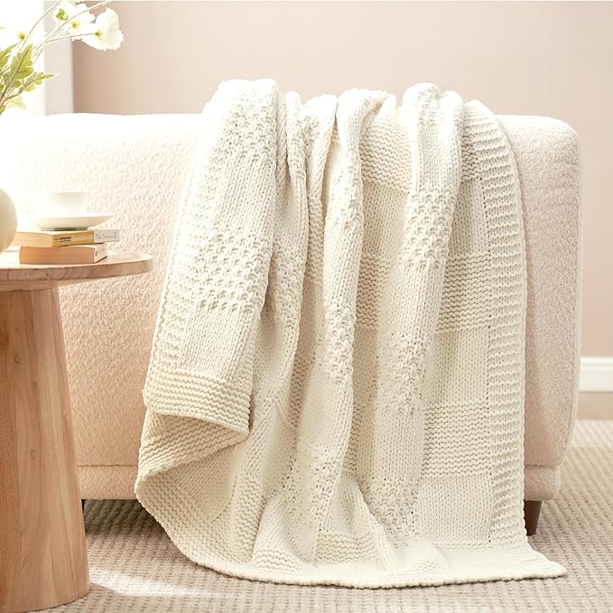 Amélie Home Knit Throw Blanket, Soft Chenille Cozy Breathable Checkered Chunky Decorative Blanket for Couch, Bed & Sofa, French-Inspired Lightweight Warm Gift for Women, Ivory, 50"x60"