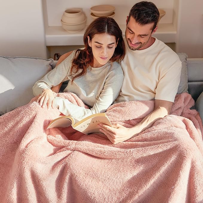 Exclusivo Mezcla Queen Size Blanket for Bed, Super Soft Velvet Plush Fleece Blankets, Fuzzy Cozy and Warm for Winter, 90x90 Inches, Pink