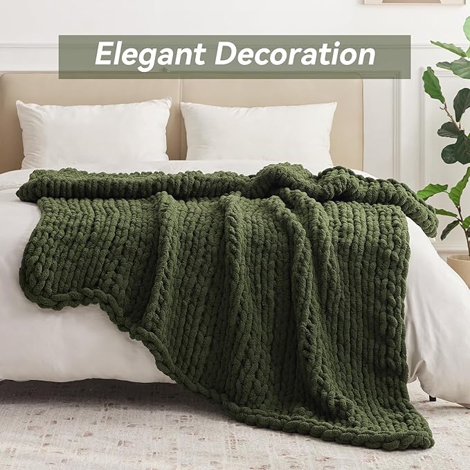 Negwoo Chunky Knit Throw Blanket, 50''*60'' Knitted Throw Yarn for Bed Couch, Handmade Green Crochet Big Thick Blanket, Machine Washable Cute Comfy Blanket for Home Decor