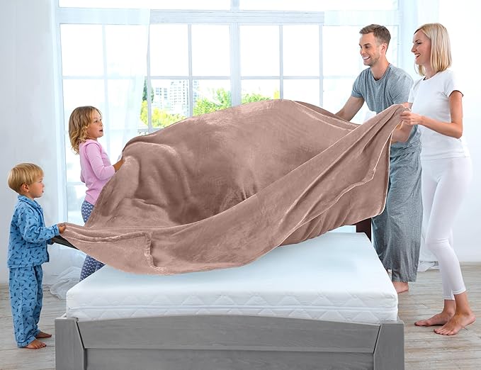 Utopia Bedding Fleece Blanket Twin Size Rose Pink (60x80 Inches) Ultra Soft Warm Lightweight Microfiber Breathable Anti-Static Cozy Bed Blanket, All-Season Home Decor Gift for Men & Women
