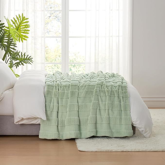 Amélie Home Luxury Striped Faux Fur Throw Blanket for Couch, Soft Cozy Fuzzy Fluffy Soft Plush Blankets Sofa Chair Gift Blankets for Women, 60"x80", Sage Green