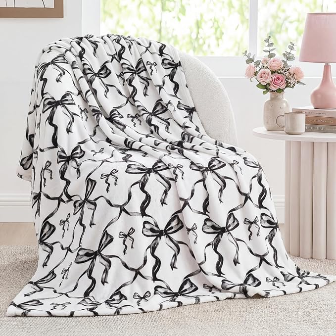 Buryeah Black Bow Throw Blanket Valentine's Day Galentines Day Gifts Preppy Blanket Coquette 50 X60 Flannel Soft Cute Bow Lightweight Aesthetic Room Decor for Women Friends for Sofa Couch Travel Bed