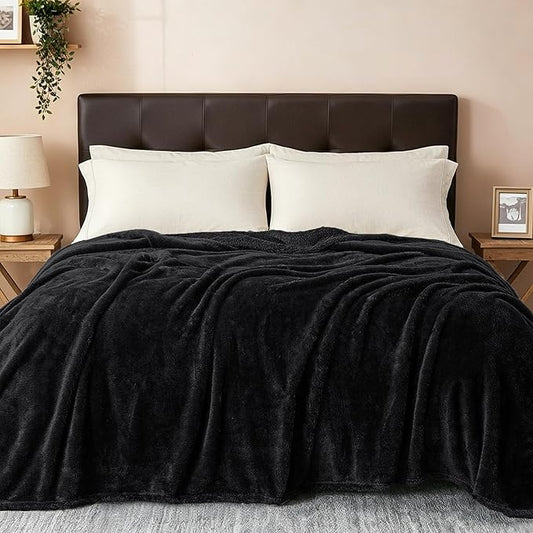 Exclusivo Mezcla Plush Fuzzy Fleece Bed Blanket King Size, Super Soft, Fluffy and Warm Blankets for Couch, Bed, All Season (Black, 90x104 inches)