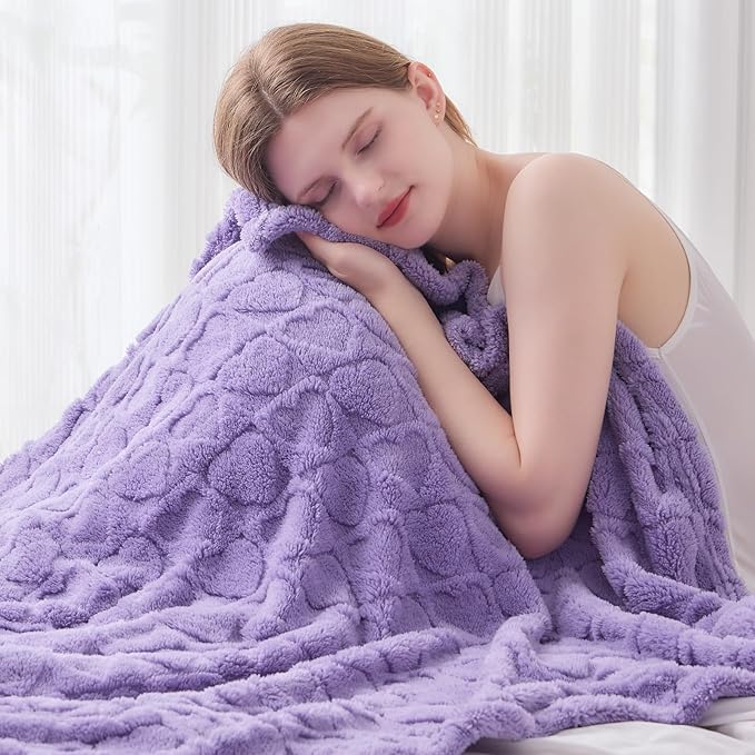NEWCOSPLAY Super Soft Twin Blanket Lavender Love Premium Silky Flannel Fleece 3D Heart Checkered Lightweight Bed Blanket All Season Use (Lavender Love, Twin(60"x80"))