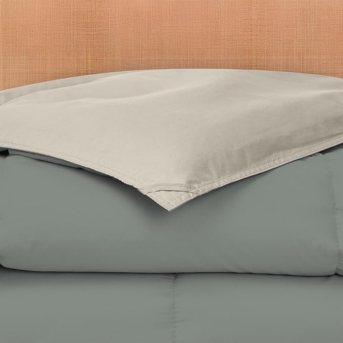 Modern Threads Down Alternative Reversible Comforter Sage Green/Cream King
