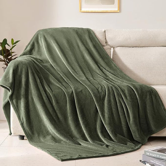 BEAUTEX Fleece Blanket King Size Super Soft Flannel Throw Blanket Lightweight Fuzzy Plush Blanket for Couch Sofa or Bed All Seasons (Olive Green, 108" x 90")