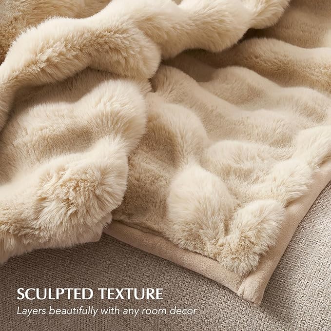 EverGrace Ultra Soft Luxury Fluffy Faux Rabbit Fur Throw Blanket, Thick Warm Bubble Throw for Bed, Cozy Plush Reversible Blankets for Couch, Chair, Sofa, Cream, 50x60 Inches