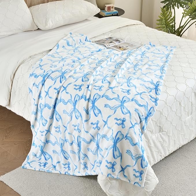 Blue Bow Throw Blanket ?€? 50x60 Inch Soft Fleece Blanket for Girls and Women, Coquette Aesthetic Room Decor for Bed, Couch, Chair, Preppy Bedroom or Gift, Cute Pink Bow Decor Blanket