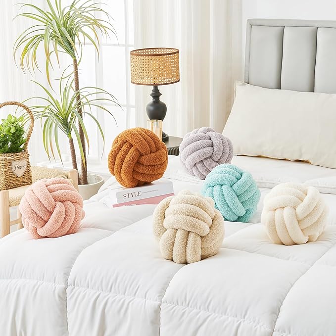 LUSJNGE Decorative Throw Knot Pillow Ball for Home Chair Sofa Couch Bed Aesthetic Round Decor Pillows Lambswool Knotted Pillow Cushion (Ivory White, 13 inches)