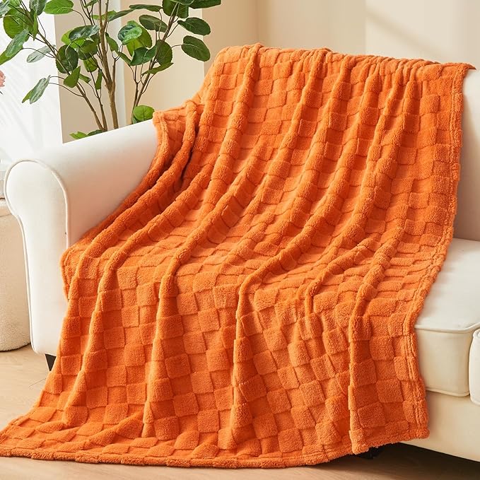 NEWCOSPLAY Super Soft King Blanket Orange Premium Silky Flannel Fleece 3D Checkered Lightweight Bed Blanket All Season Use (Orange Checkered, King(90"x110"))