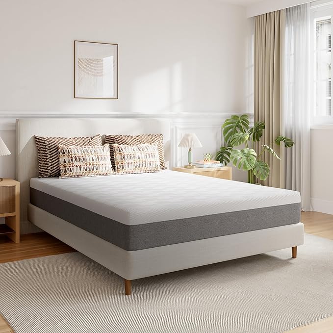 Novilla King Size Mattress 10 Inch, Gel King Memory Foam Mattress in a Box with Comfort Foam for Pressure Relief & Body Support & Cool Night Sleep, CertiPUR-US Certified
