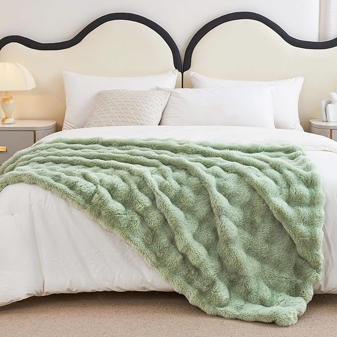 Faux Rabbit Fur Throw Blanket for Couch, Fluffy Warm Plush Thick Bubble Blanket for Bed Sofa Living Room, Soft Cozy Furry Blanket, 50x60 inches, Sage Green