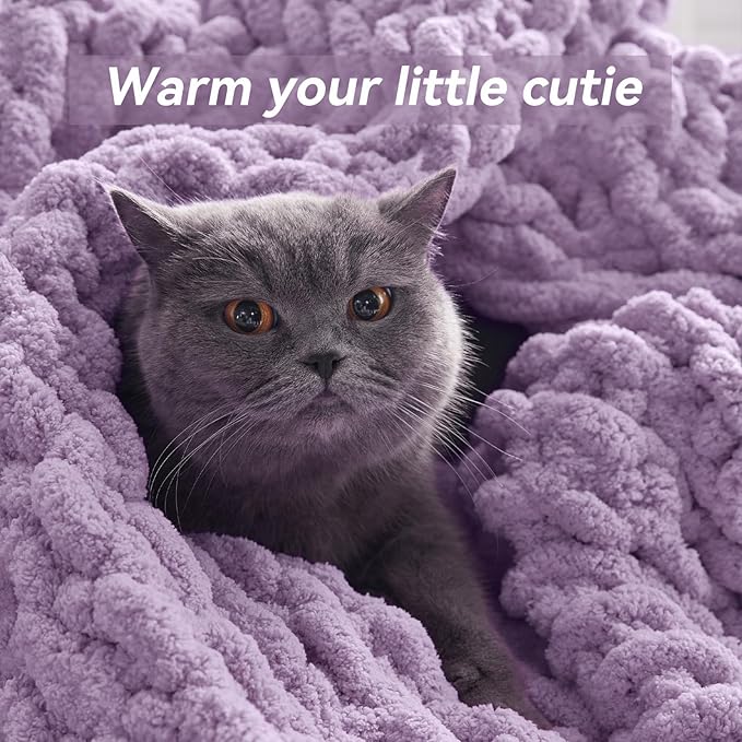Negwoo Chunky Knit Throw Blanket, 40''*50'' Knitted Throw Chenille Yarn for Bed Couch, Handmade Light Purple Crochet Big Thick Blanket, Machine Washable Cute Comfy Blanket for Home Decor