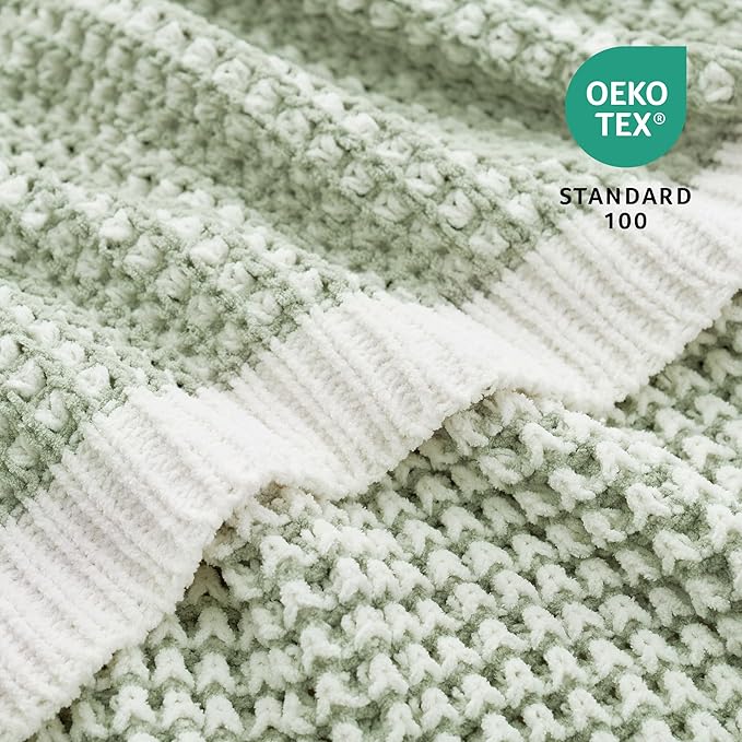Amélie Home Knit Throw Blanket, Soft Chenille Cozy Breathable Pineapple Chunky Decorative Blanket for Couch, Bed & Sofa, French-Inspired Lightweight Warm Gift for Women, Sage Green, 50"x60"