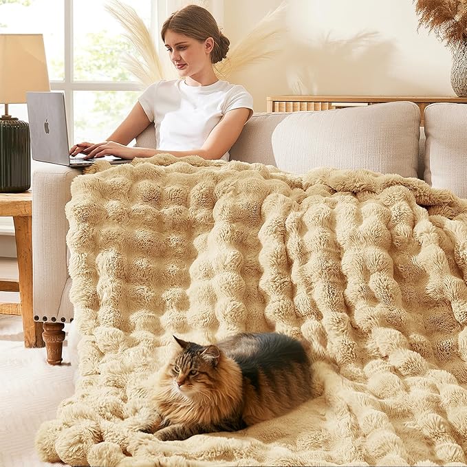 L'AGRATY Faux Rabbit Fur Blanket: 90" x 90" Queen Luxury Soft Fluffy Thick Fur Throw Blanket for Couch Bed - Cozy Plush Bubble Blankets for Winter: Flannel Fleece Decorative Blanket(Milk Tea Brown)