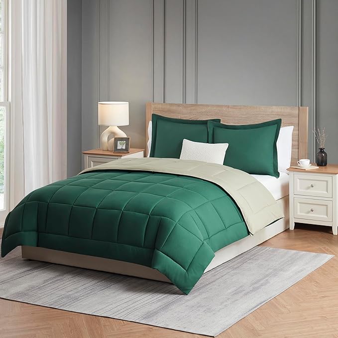 Nestl 3 Piece Quilted Down Alternative Comforter Full Size with 2 Pillow Shams, All Season Green/Light Green Duvet Inserts, Full Comforter with Corner Tabs