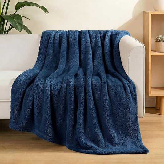 Exclusivo Mezcla Soft Fleece Throw Blanket for Couch, Super Soft Velvet Plush Fleece Blankets, Fuzzy Cozy and Warm for Winter, 50x60 Inches, Navy Blue