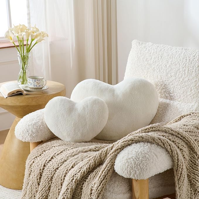 2PCS Throw Pillows Heart Pillow Home Decor Decorative Couch Pillows Bed Pillows Outdoor Pillows Valentine Gifts,White 9"*13"