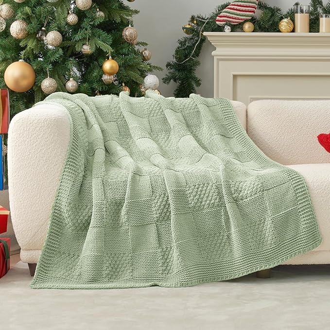 Amélie Home Knit Throw Blanket, Soft Chenille Cozy Breathable Checkered Chunky Decorative Blanket for Couch, Bed & Sofa, French-Inspired Lightweight Warm Gift for Women, Sage Green, 50"x60"