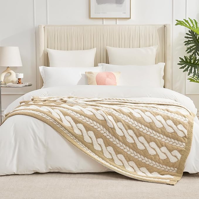 Amélie Home Knit Throw Blanket for Couch, Super Soft Fuzzy Cozy Throw, Giftable Knitted Blanket for Women Men, Birthday, Sofa Bed Living Room Decor, 50" x 60", Cable Beige & White