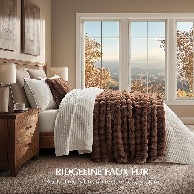 EverGrace Ultra Soft Luxury Fluffy Faux Rabbit Fur Throw Blanket, Thick Warm Bubble Throw for Bed, Cozy Plush Reversible Blankets for Couch, Chair, Sofa, Chestnut, 60x80 Inches
