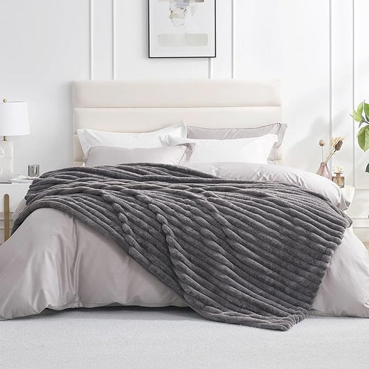 Amélie Home Faux Fur Throw Blanket for Couch, Cozy Fuzzy Fluffy Fur Luxurious Soft Striped Plush Gift Blankets for Family Sofa Chair Bedroom, 60"x80", Charcoal Grey