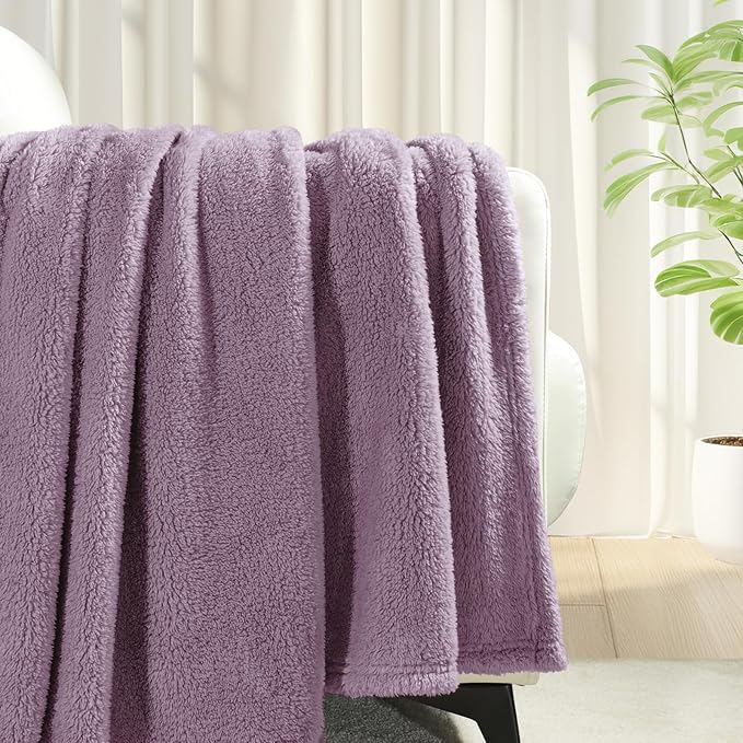 Exclusivo Mezcla Soft Fleece Throw Blanket for Couch, Super Soft Velvet Plush Fleece Blankets, Fuzzy Cozy and Warm for Winter, 50x60 Inches, Grayish Purple