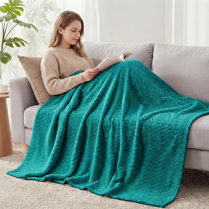 Exclusivo Mezcla King Blanket for Bed, Cozy Lightweight Fleece Blankets for All Season, Decorative Giftable Fuzzy Plush Wave Textured Suitable for Women, Men, Teal, 90x104 Inches