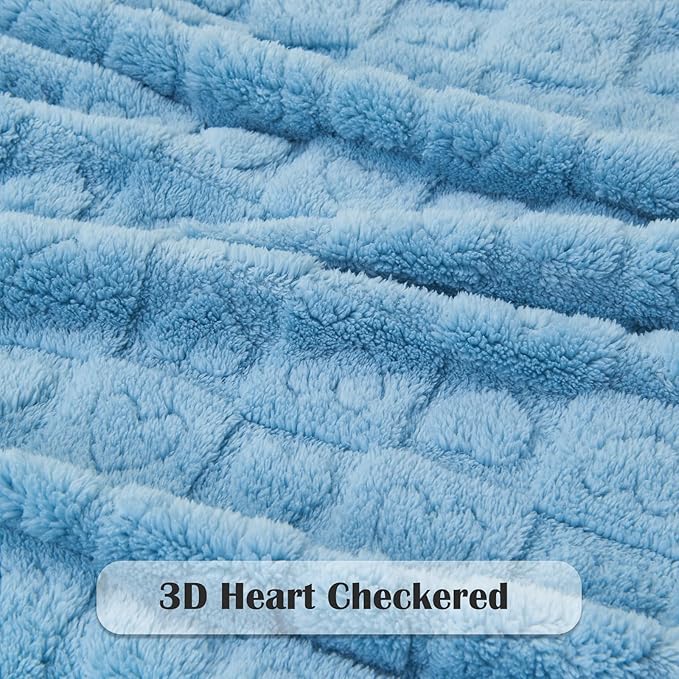 NEWCOSPLAY Super Soft Twin Blanket Blue Premium Silky Flannel Fleece 3D Heart Checkered Lightweight Bed Blanket All Season Use (Blue Heart, Twin(60"x80"))