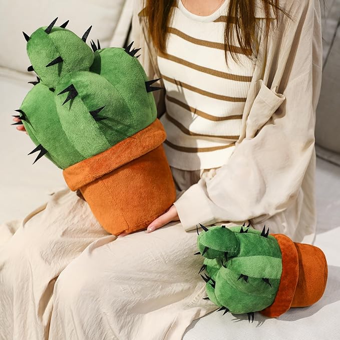 OtGalk Cactus Shape Pillow-3D Throw Pillow Sofa Cactus Shaped Pillow Plush Cactus Decorative Pillow Office Bed Cushion for Couch Sofa Living Room Home Decor for Plant Lovers, Garden Lovers (9.8 inch)