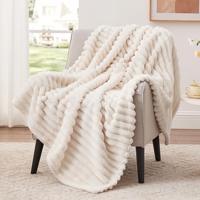 EXQ Home Fleece Throw Blanket for Couch or Bed - 3D Stripe Jacquard Decorative Blankets - Cozy Soft Lightweight Fuzzy Flannel Blanket Suitable for All Seasons(50"??60",Beige)