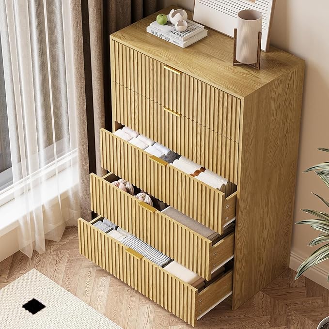 MAISONARIA 3-Piece Dresser Bedroom Set, 5 Drawer Dresser & 2 Drawer Nightstands with Gold Handles, Fluted Wood Chest of Drawers for Bedroom, Living Room, Entryway, Nature
