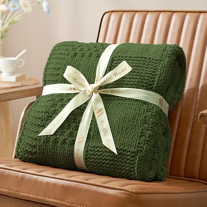 Amélie Home Knit Throw Blanket, Soft Chenille Cozy Breathable Checkered Chunky Decorative Blanket for Couch, Bed & Sofa, French-Inspired Lightweight Warm Gift for Women, Olive Green, 50"x60"