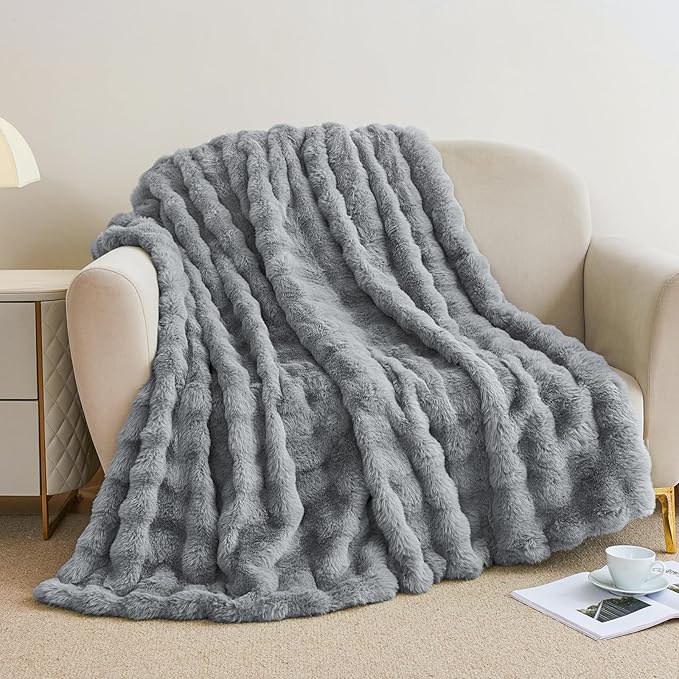 Faux Rabbit Fur Throw Blanket for Couch, Fluffy Warm Plush Thick Bubble Blanket for Bed Sofa Living Room, Soft Cozy Furry Blanket, 50x60 inches, Gray