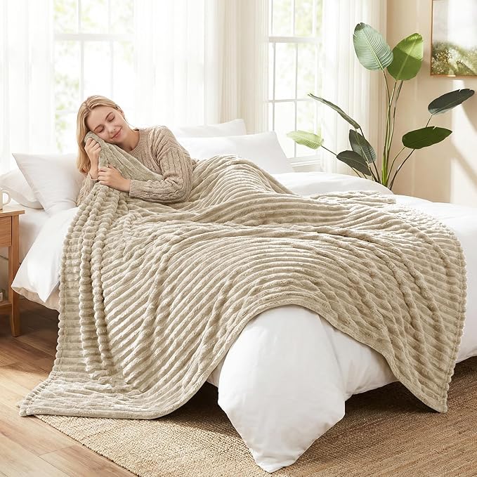 IMEET Linen Ribbed Twin Blanket for Bed - 300GSM Lightweight Soft Fleece Blanket for Men Women, Cozy Blankets Graduation Birthday Gifts, Striped Spring Home School Dorm Decor, Linen, 60x80 Inches