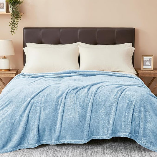 Exclusivo Mezcla Plush Fuzzy Fleece Bed Blanket King Size, Super Soft, Fluffy and Warm Blankets for Couch, Bed, All Season (Light Blue, 90x104 Inches)