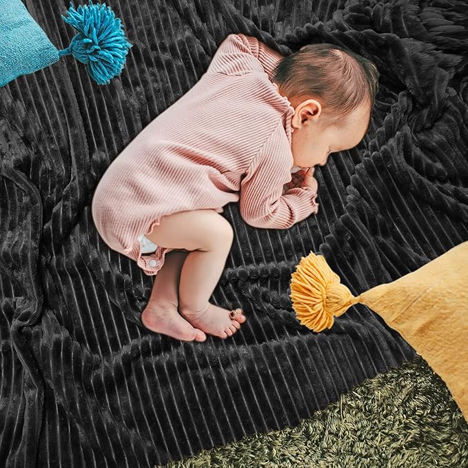 DISSA Fleece Blanket Throw Size ?€? 51x63, Black ?€? Soft, Plush, Fluffy, Fuzzy, Warm, Cozy ?€? Perfect Throw for Couch, Bed, Sofa - with Pompom Fringe - Flannel Blanket Throw Blanket