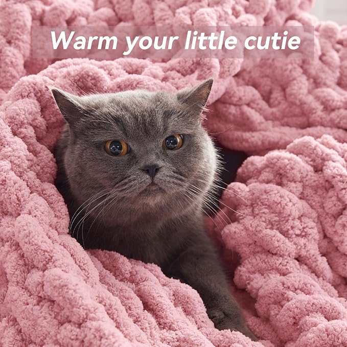 Negwoo Chunky Knit Throw Blanket, 50''*60'' Knitted Throw Chenille Yarn for Bed Couch, Handmade Light Pink Crochet Big Thick Blanket, Machine Washable Cute Comfy Blanket for Home Decor