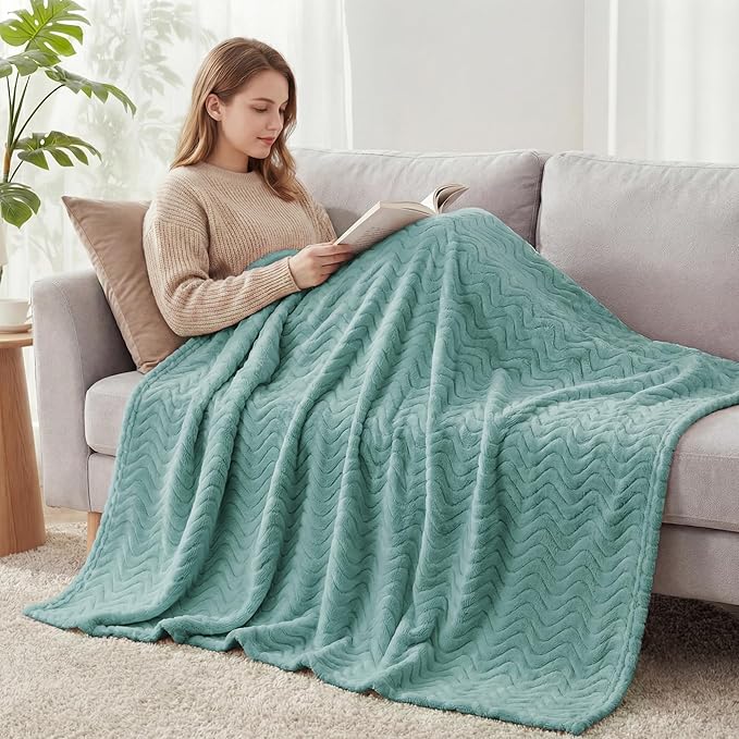 Exclusivo Mezcla King Blanket for Bed, Cozy Lightweight Fleece Blankets for All Season, Decorative Giftable Fuzzy Plush Wave Textured Suitable for Women, Men, Celadon, 90x104 Inches