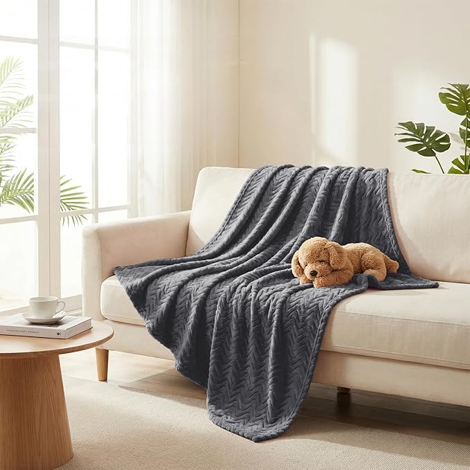 Exclusivo Mezcla King Blanket for Bed, Cozy Lightweight Fleece Blankets for All Season, Decorative Giftable Fuzzy Plush Wave Textured Suitable for Women, Men, Dark Grey, 90x104 Inches