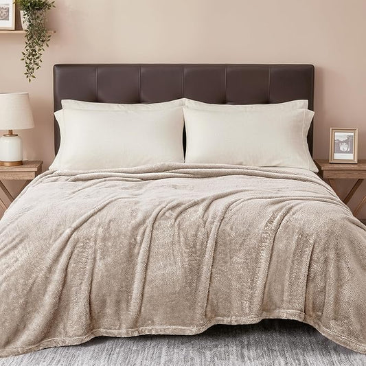 Exclusivo Mezcla Plush Fuzzy Fleece Bed Blanket King Size, Super Soft, Fluffy and Warm Blankets for Couch, Bed, All Season (Camel, 90x104 inches)