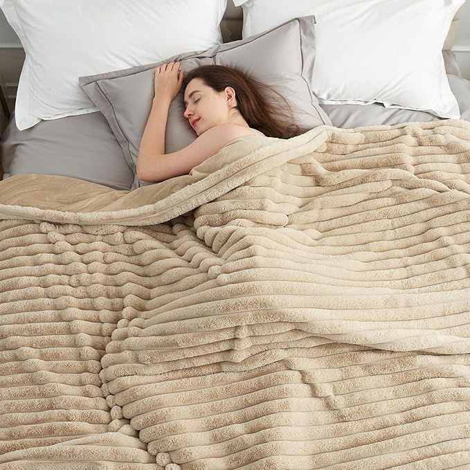 Amélie Home Faux Fur Throw Blanket for Couch, Cozy Fuzzy Fluffy Fur Luxurious Soft Striped Plush Gift Blankets for Family Sofa Chair Bedroom, 55"x70", Beige